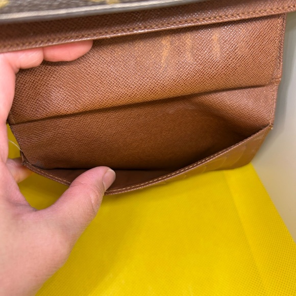 Louis Vuitton Monogram Wallet - Picture 7 of 16